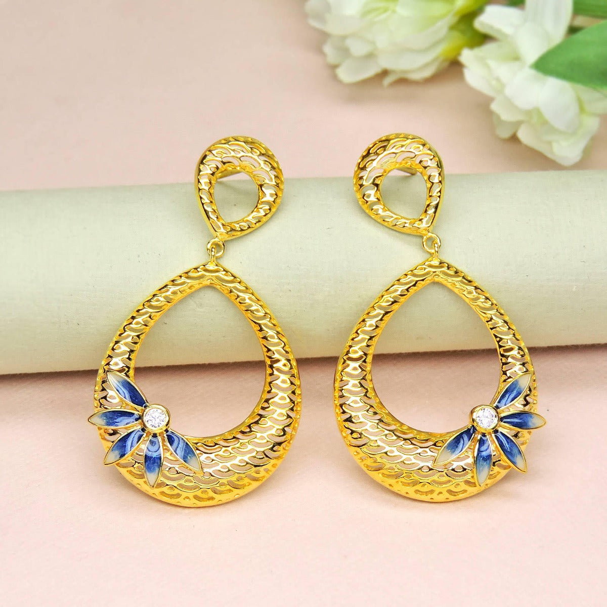 Gleaming Pear Chandbali Earrings