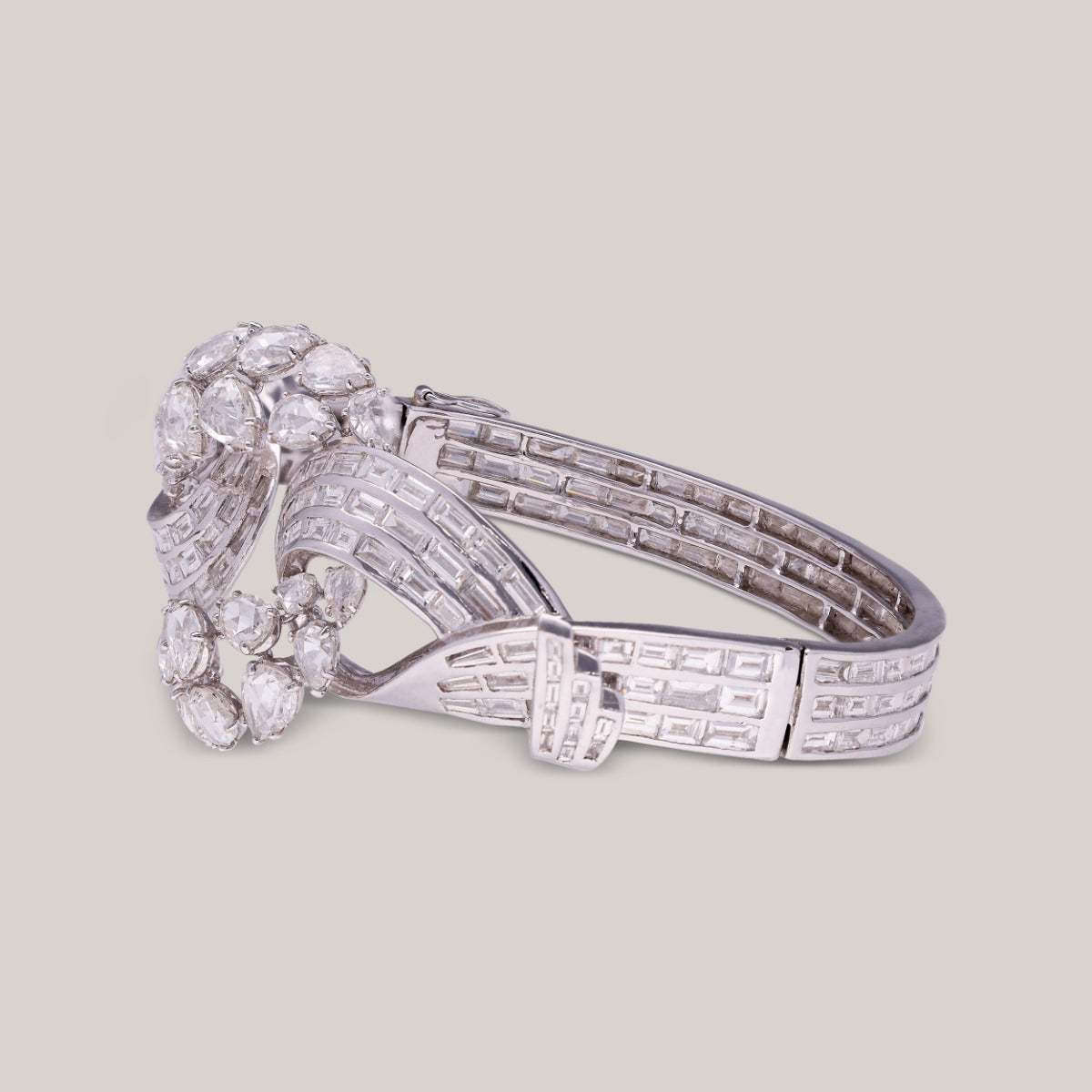 Ahlan Diamond Bangle