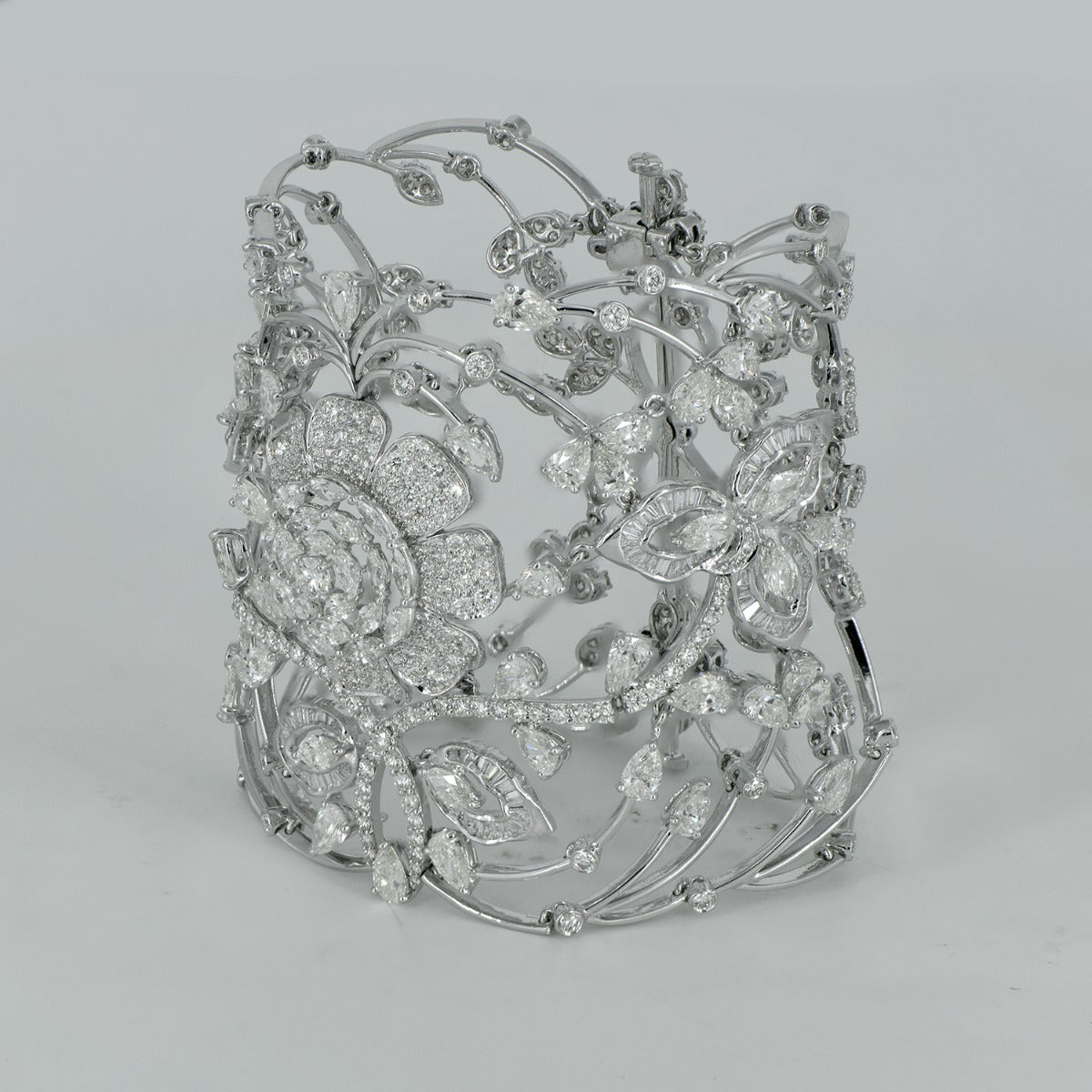Leafy Floral Diamond Cuff