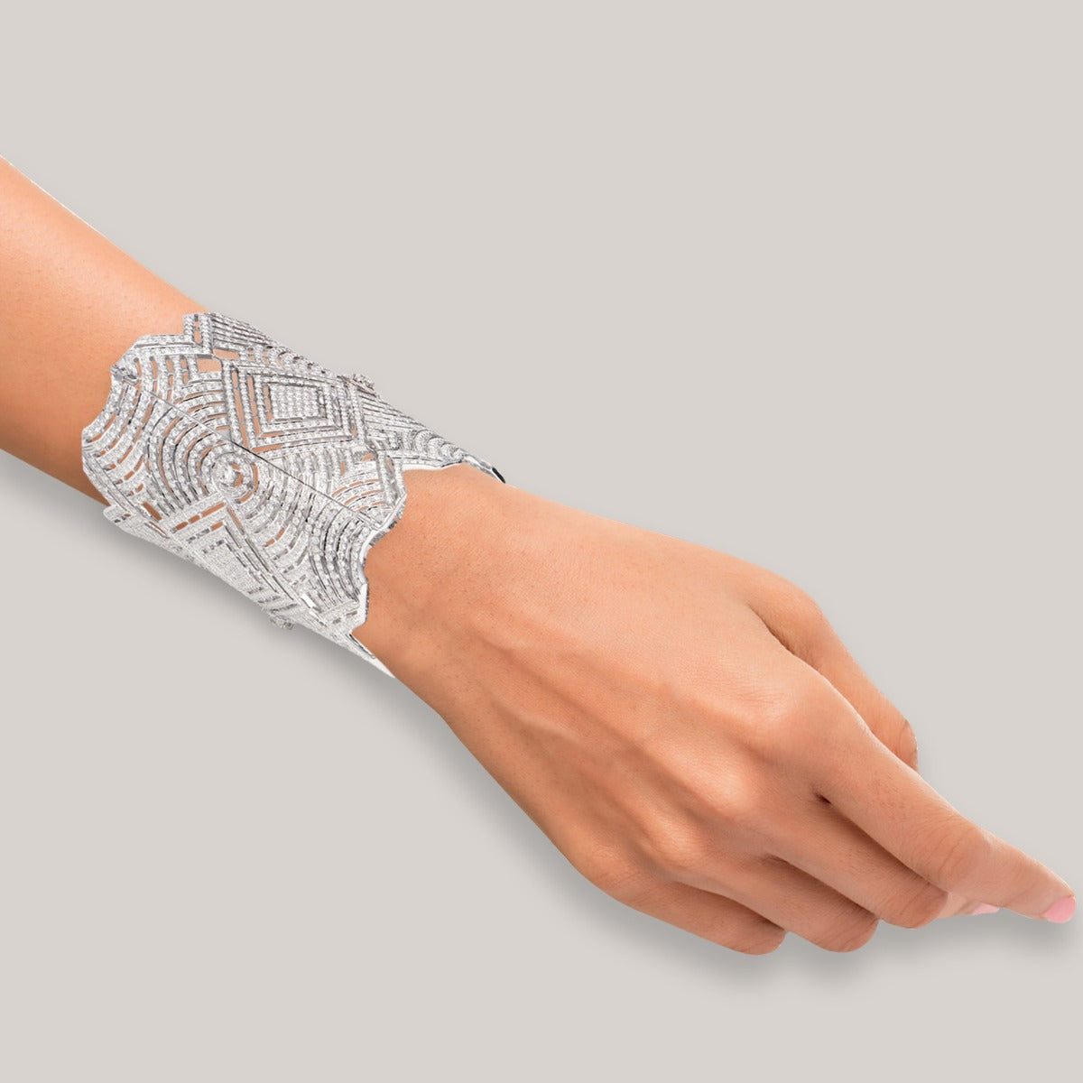 Trayi Diamond Bangle