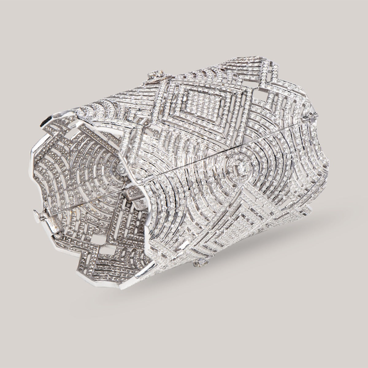 Trayi Diamond Bangle