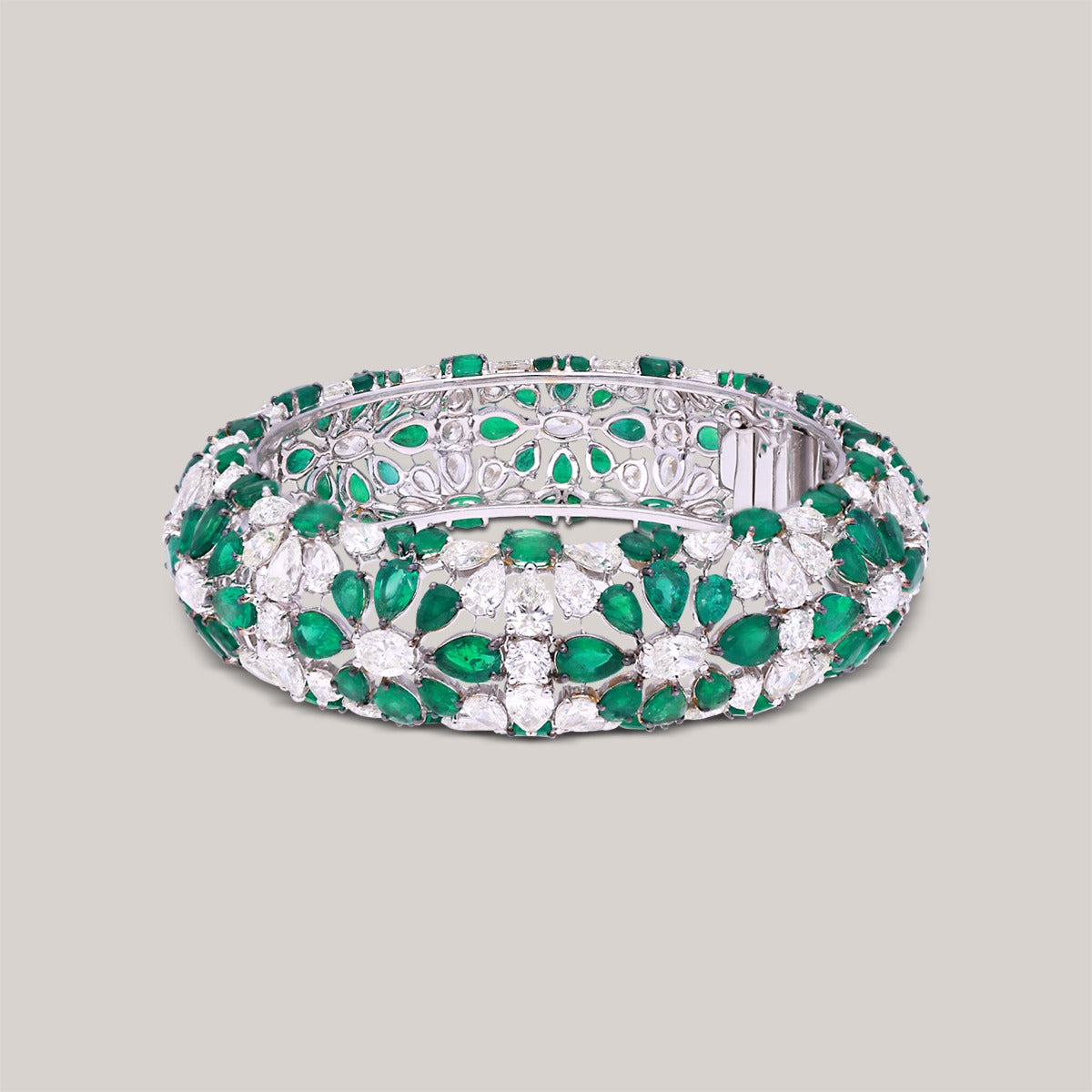 Flower Emerald Diamond Bangle