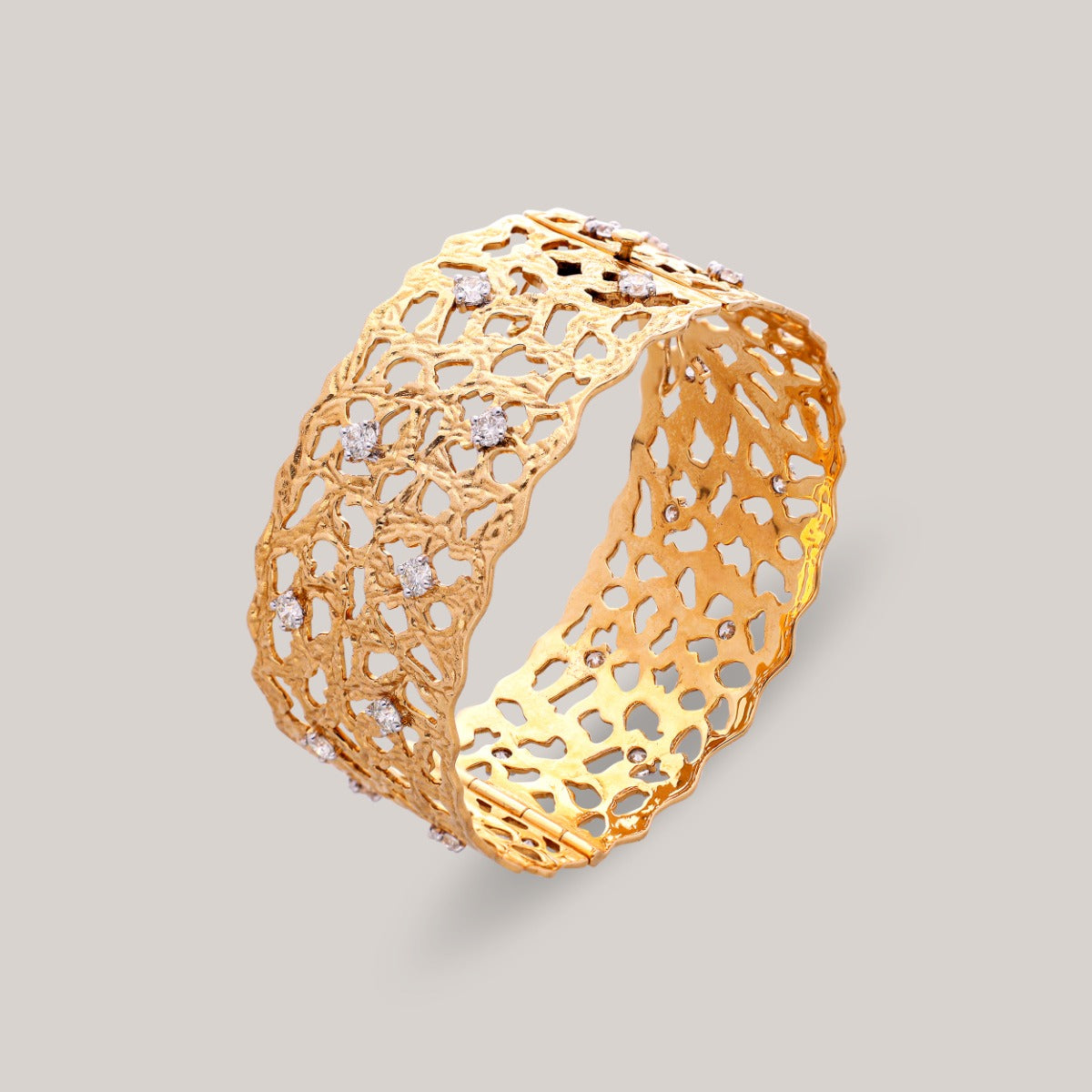 Gilded Flora Diamond Bangle