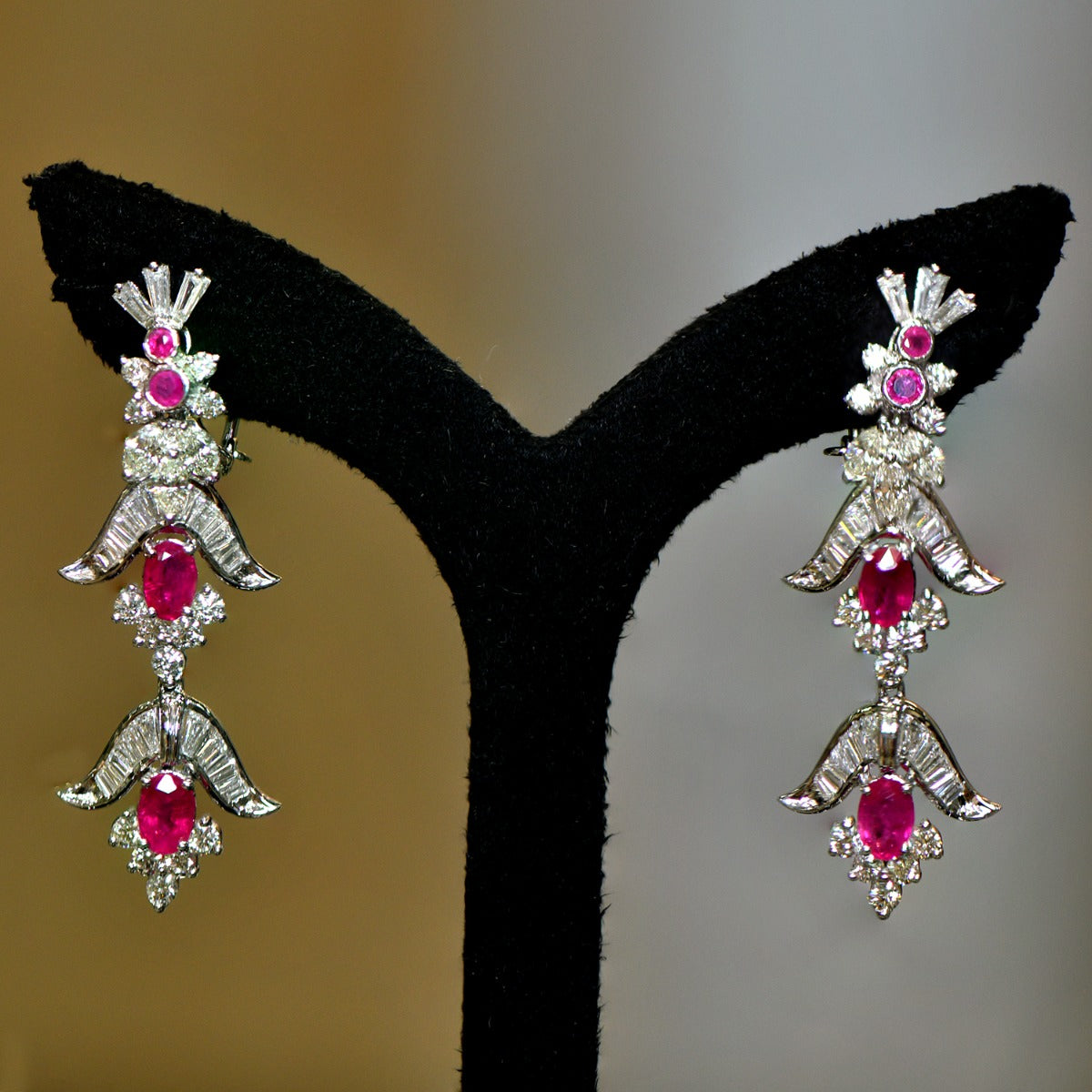 Pink Core Diamond Necklace Set