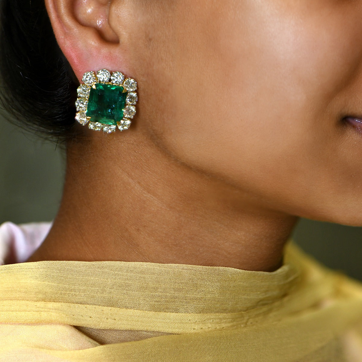 Exquisite Emerald Diamond Tops