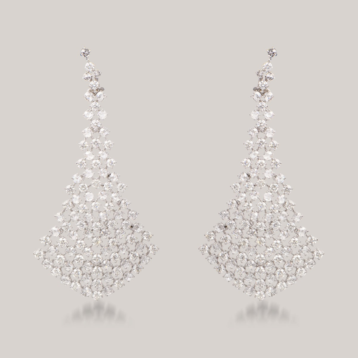 Exotic Coniferous Diamond Necklace Set