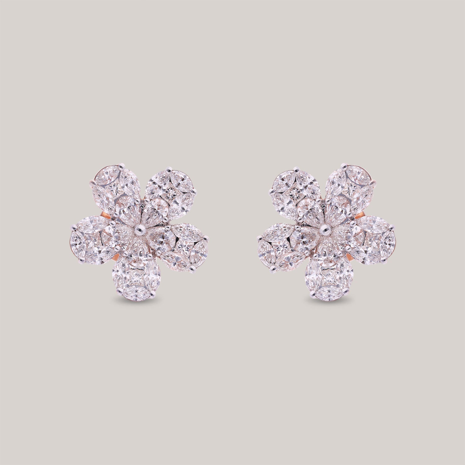 Sparkle Studs Diamond Earrings
