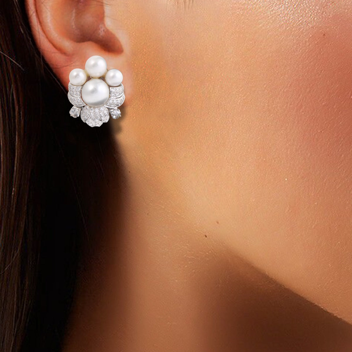 Streak Pearl Diamond Earrings