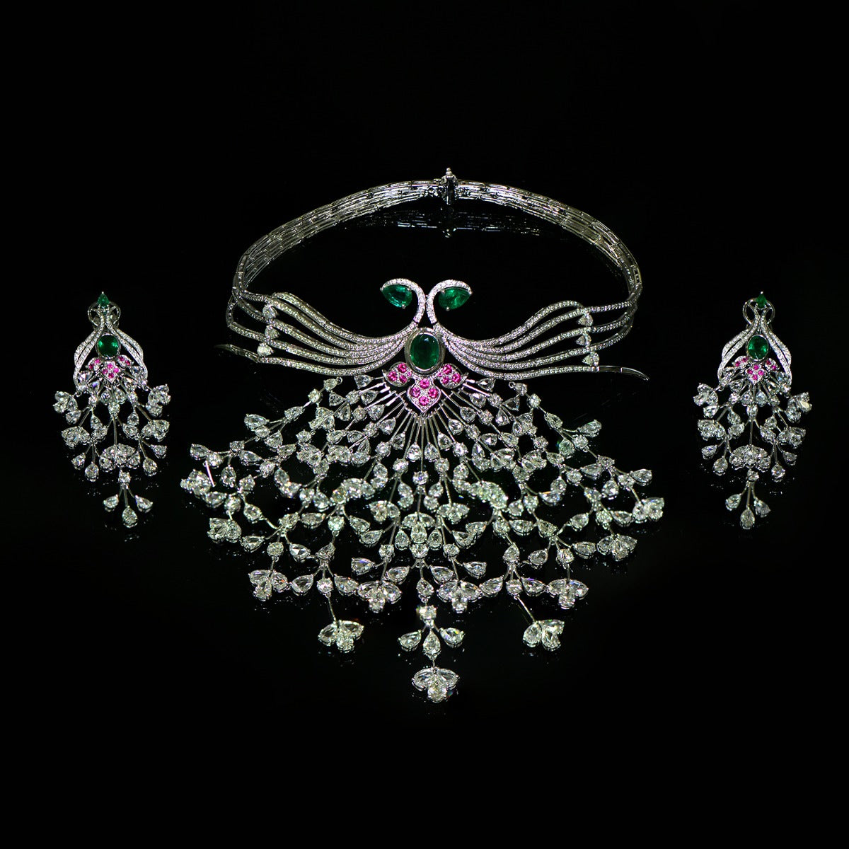 Queenly Diamond Grand Necklace Set