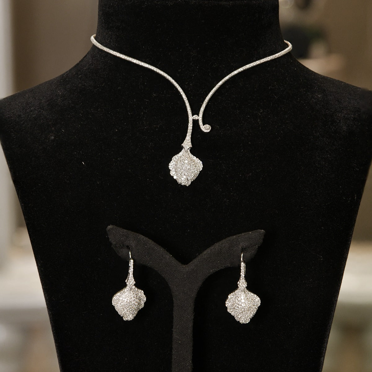 Dainty Two Branched Dimond Necklace Set