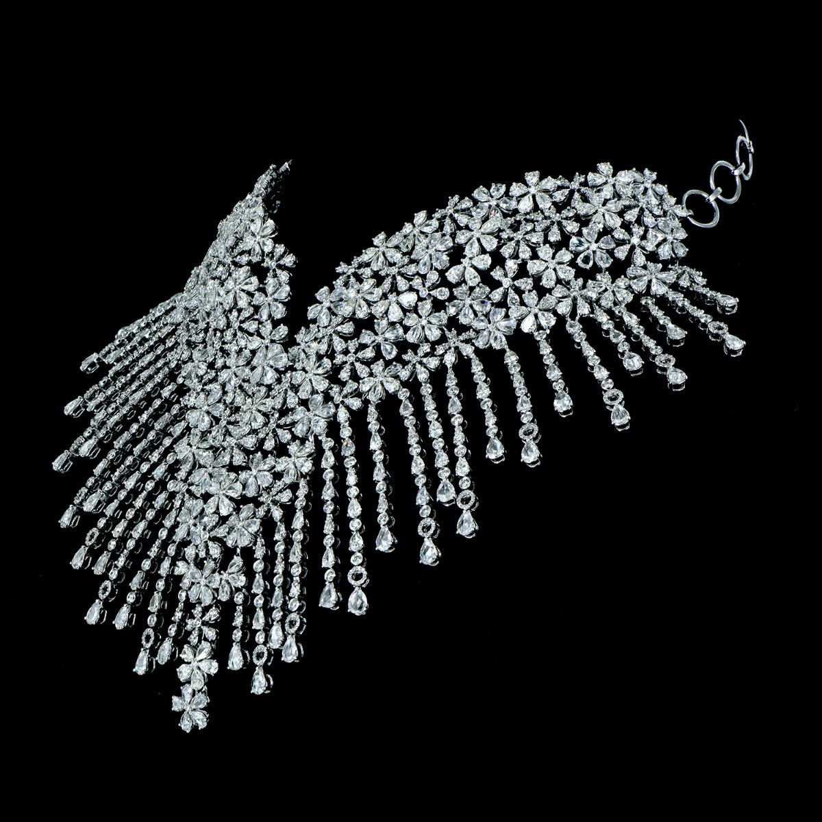 V Flora Diamond Necklace
