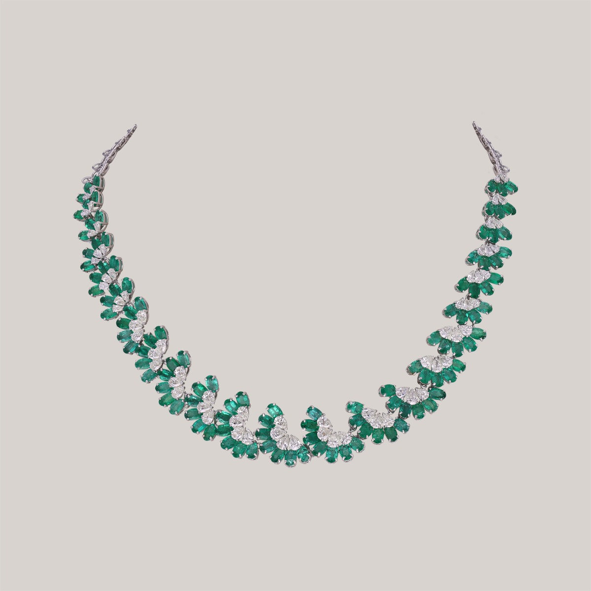 Classy Emerald With Diamond Necklace Set