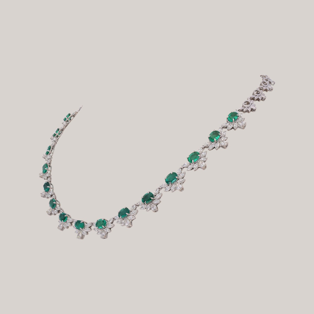 Glistening Garden Diamond Nacklace