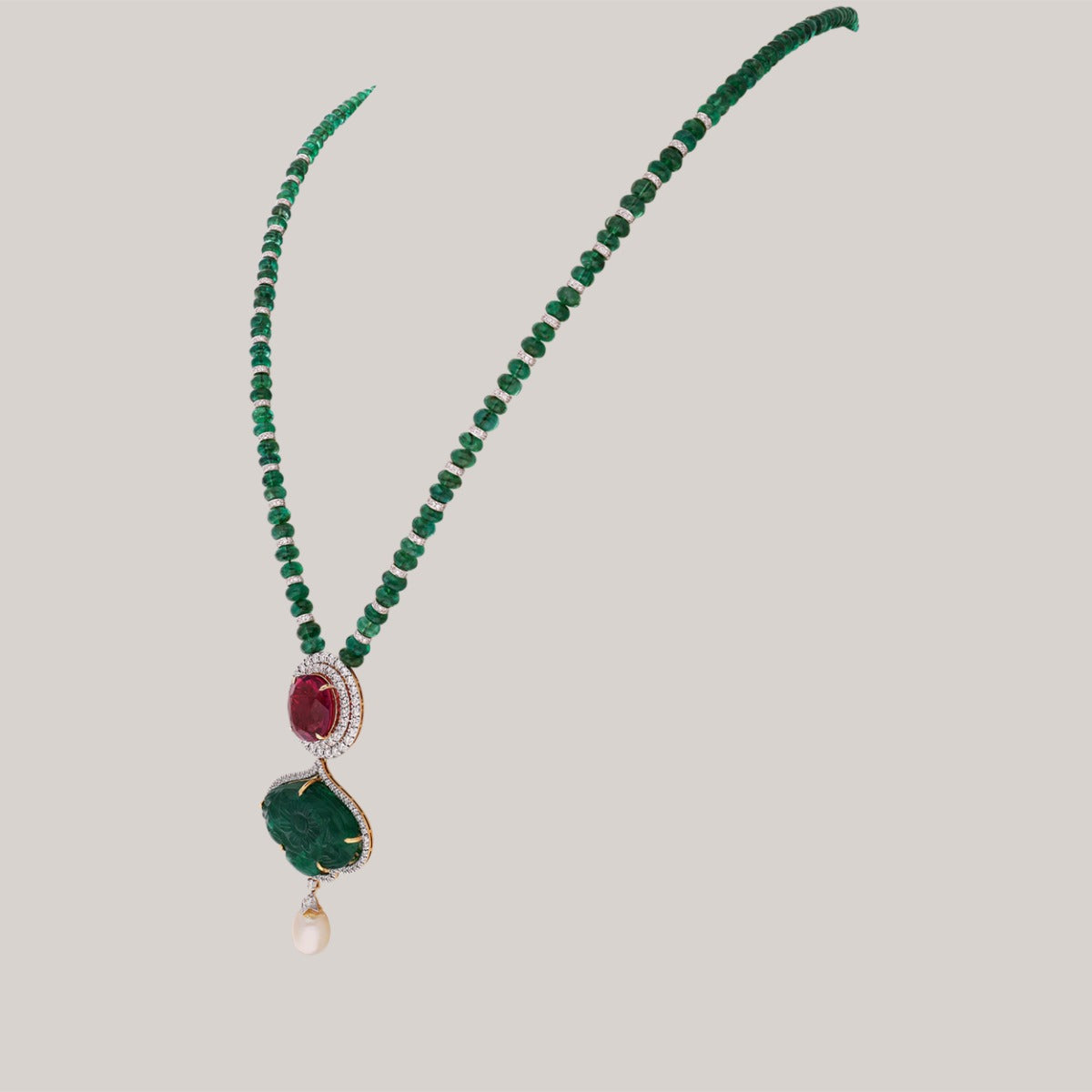 Emerald Majesty Diamond Necklace