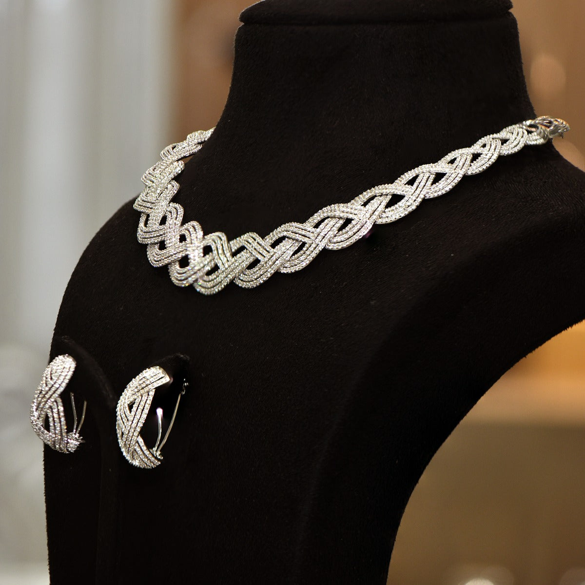 Woven into Diamond Necklace Set