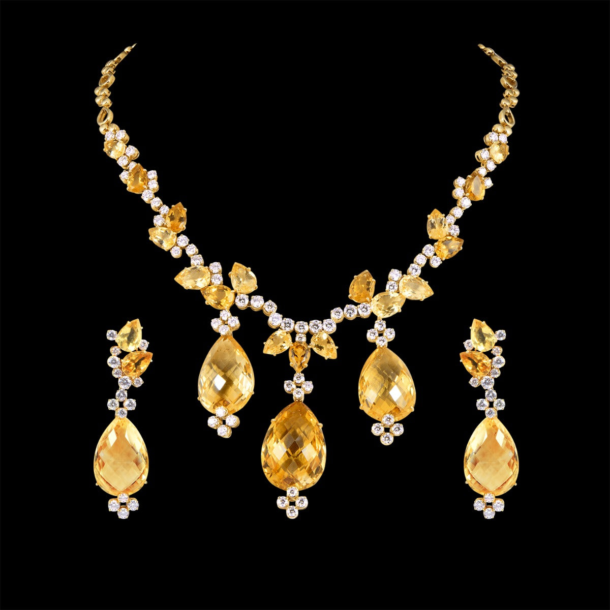 Yellow Chandelier Diamond Necklace Set