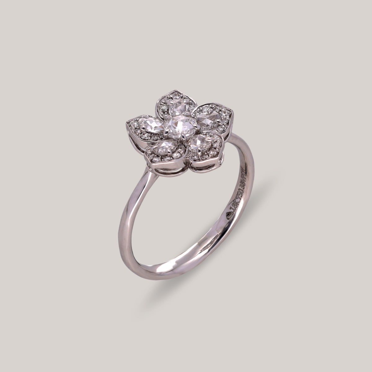 Floral Shine Diamond Ring