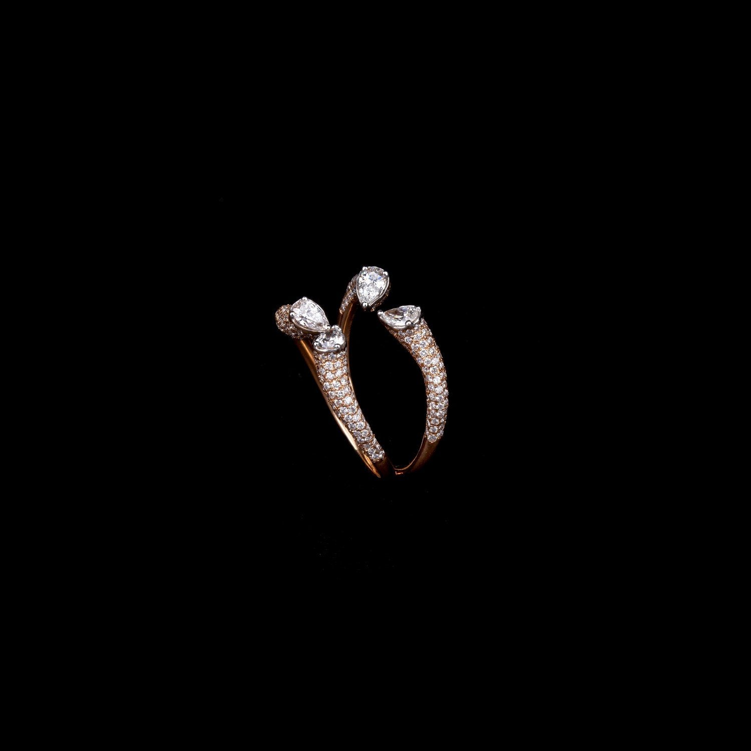 Four Tubes Diamond Ring