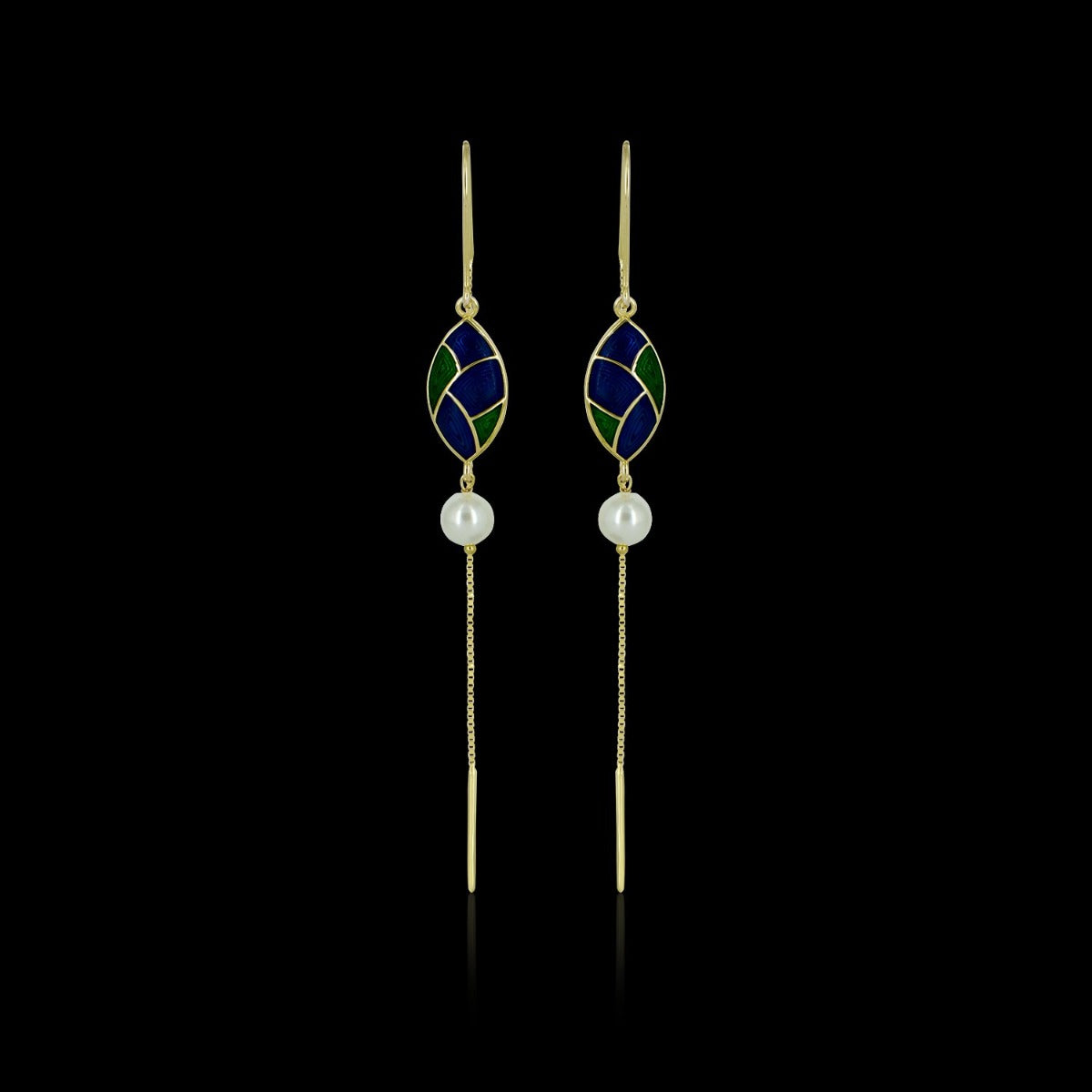 Maya Pearl Sui Dhaga Earrings
