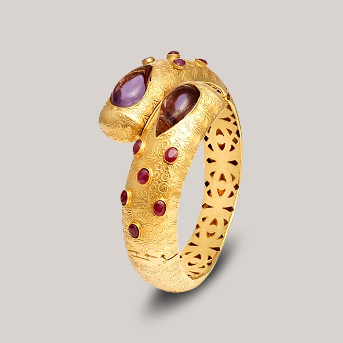 Leaf Crossover Gold Bangle