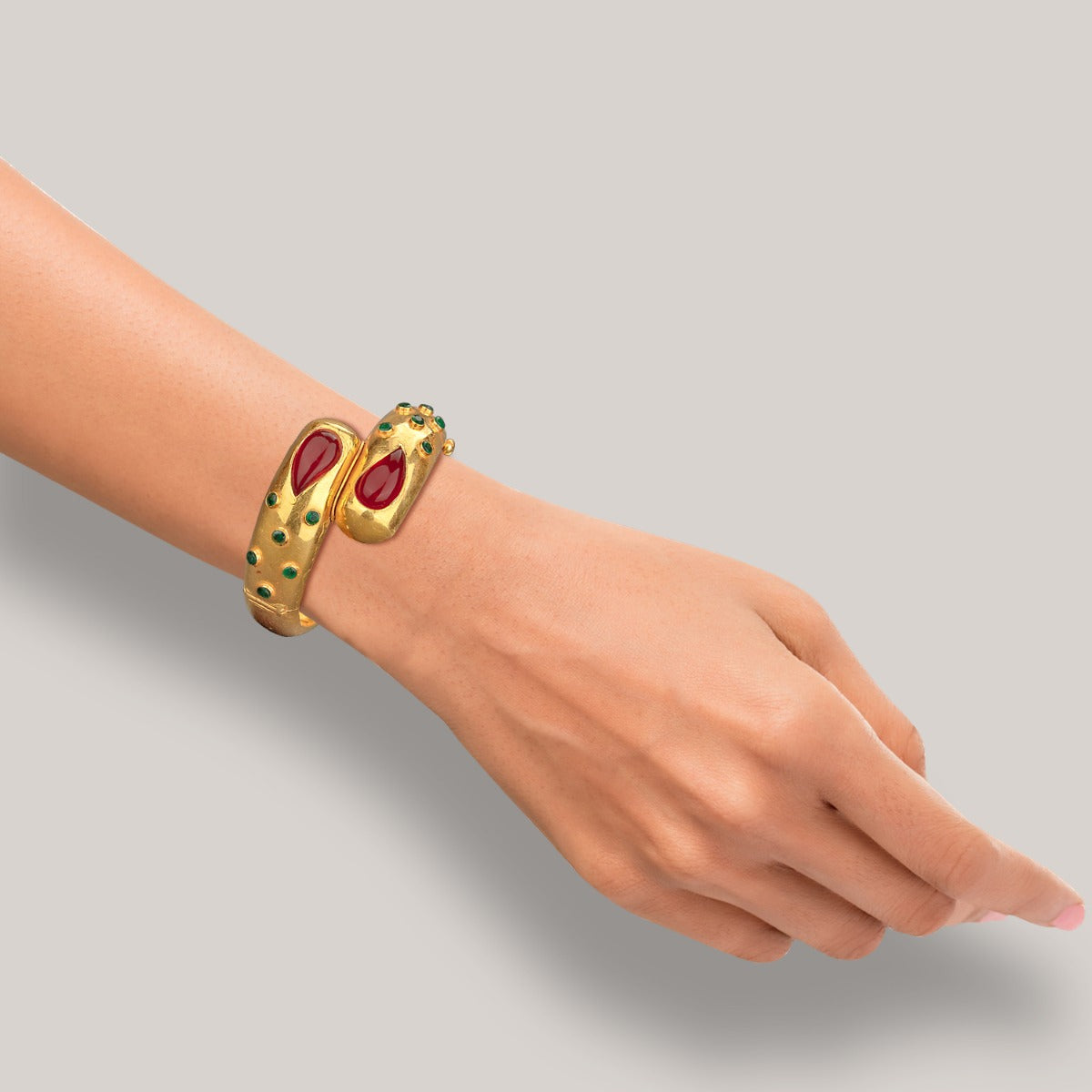 Red Dew Gold Bangle