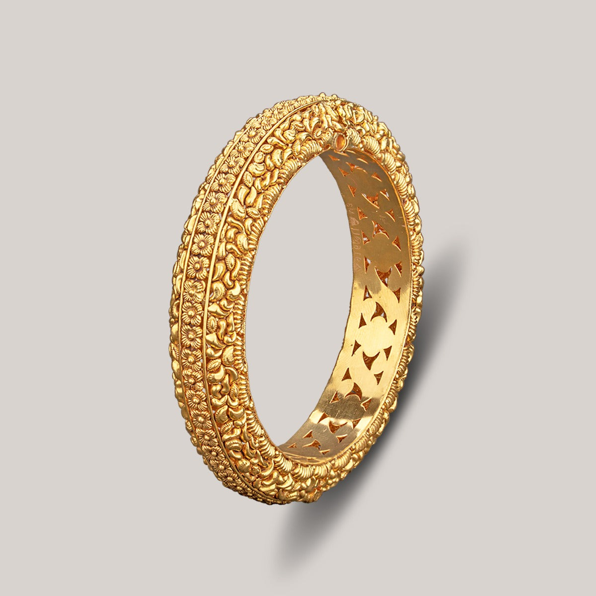 Golden Amalgamation Gold Bangle