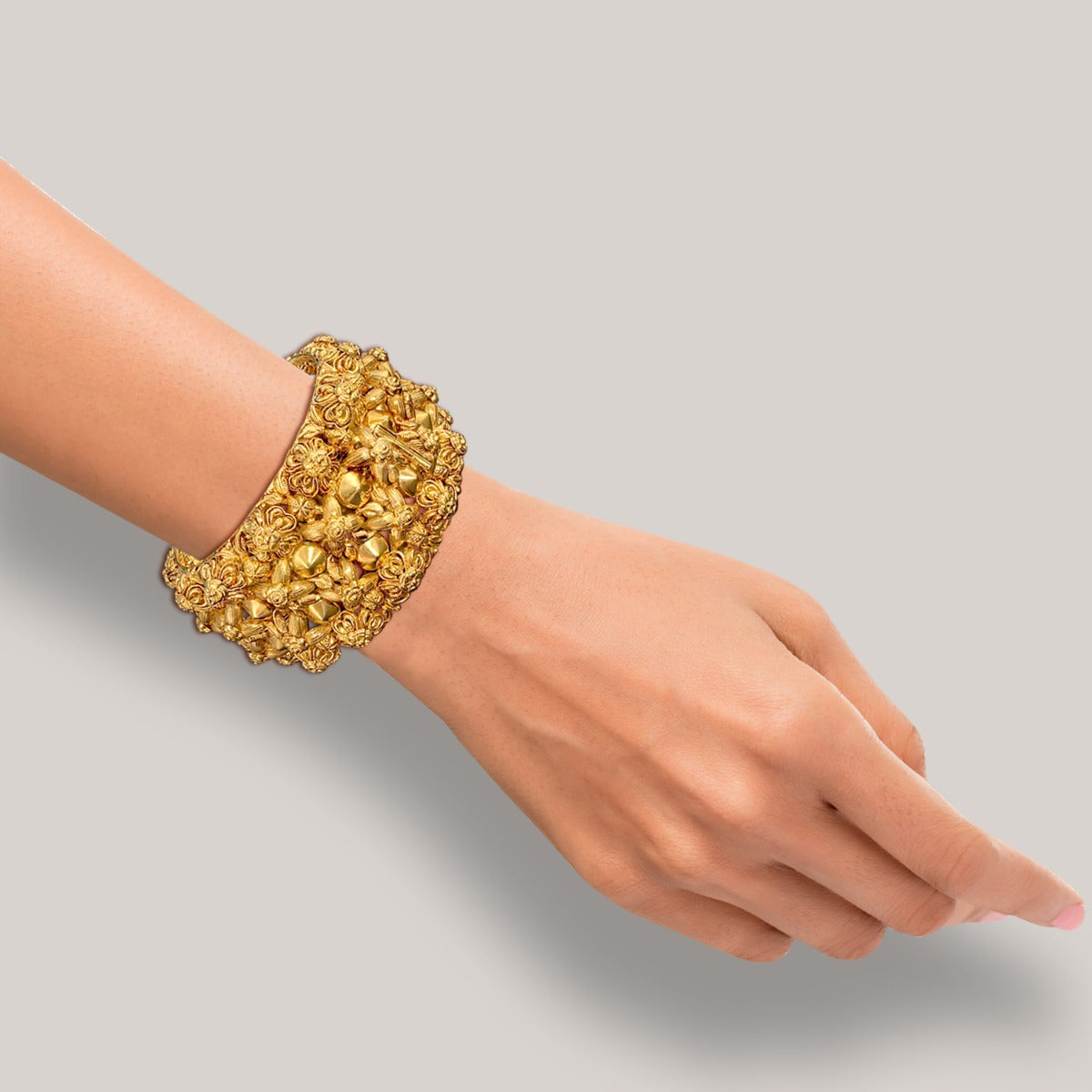 Decorative Gold Bangle