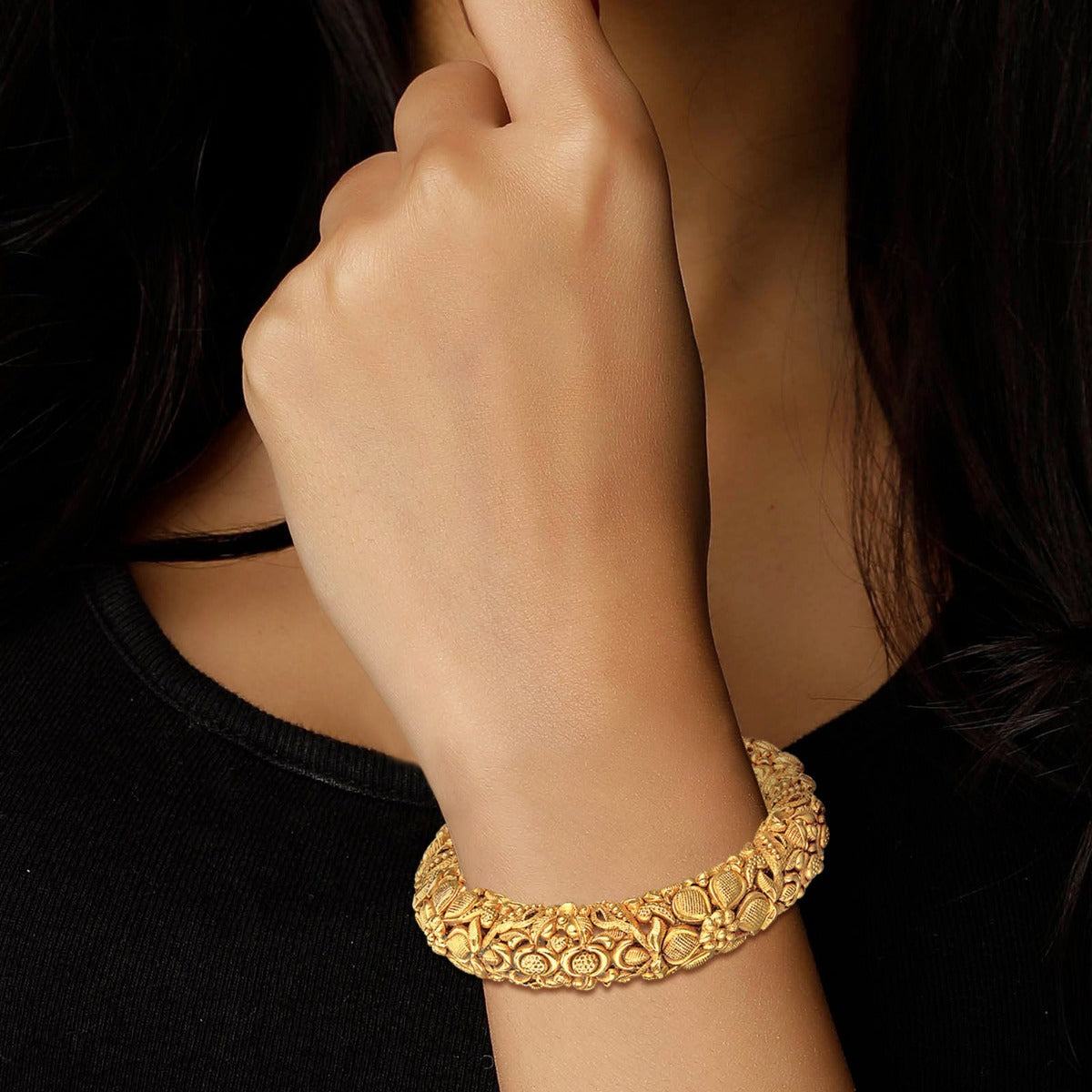 Tulip Gold Bangle