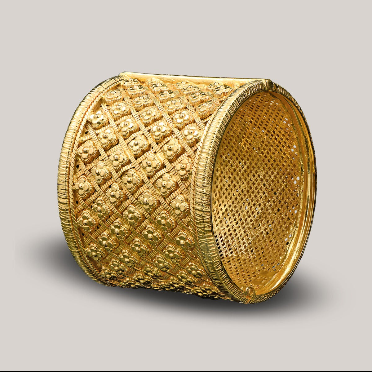 Gorgeous Gold Kada