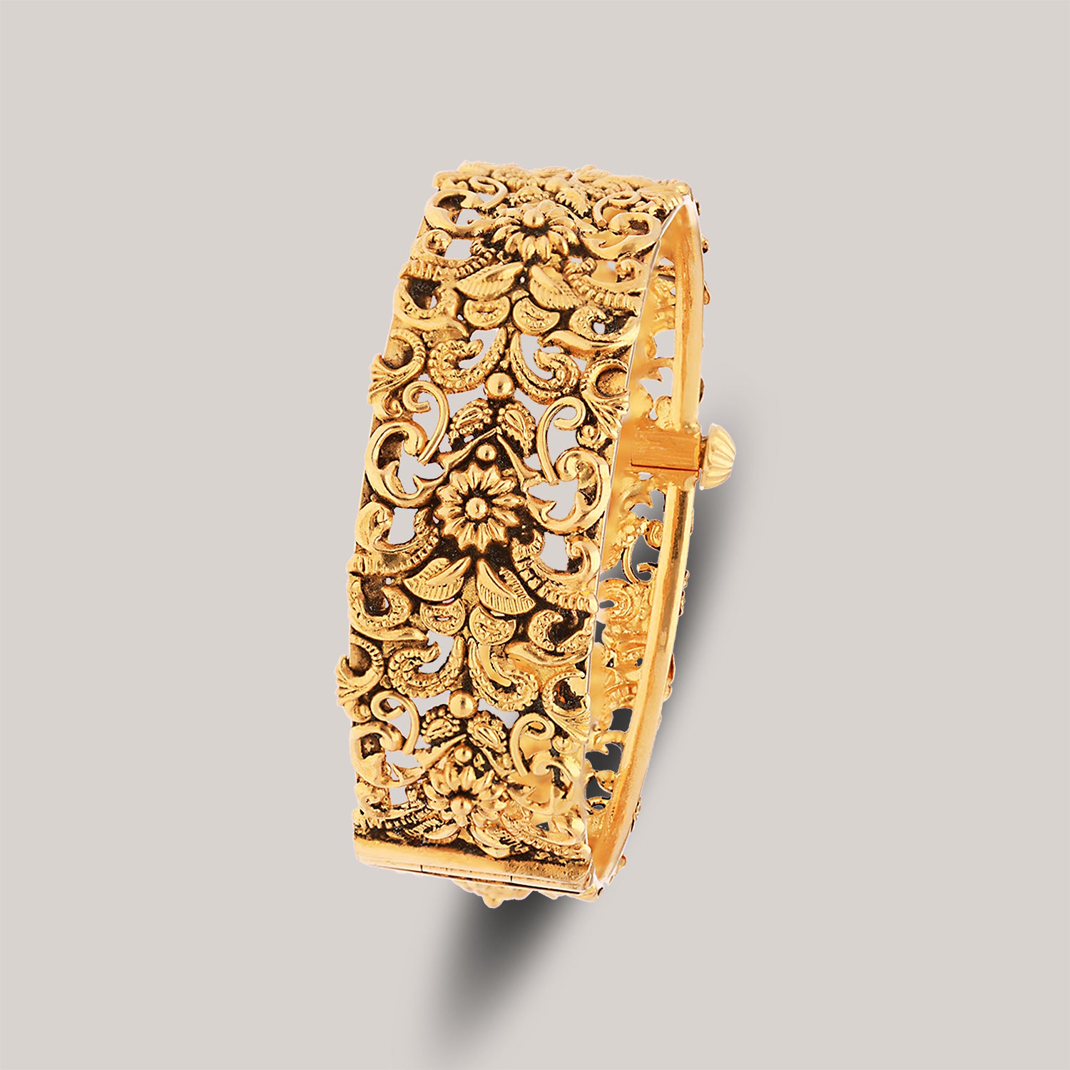 Zaira Gold Bangle