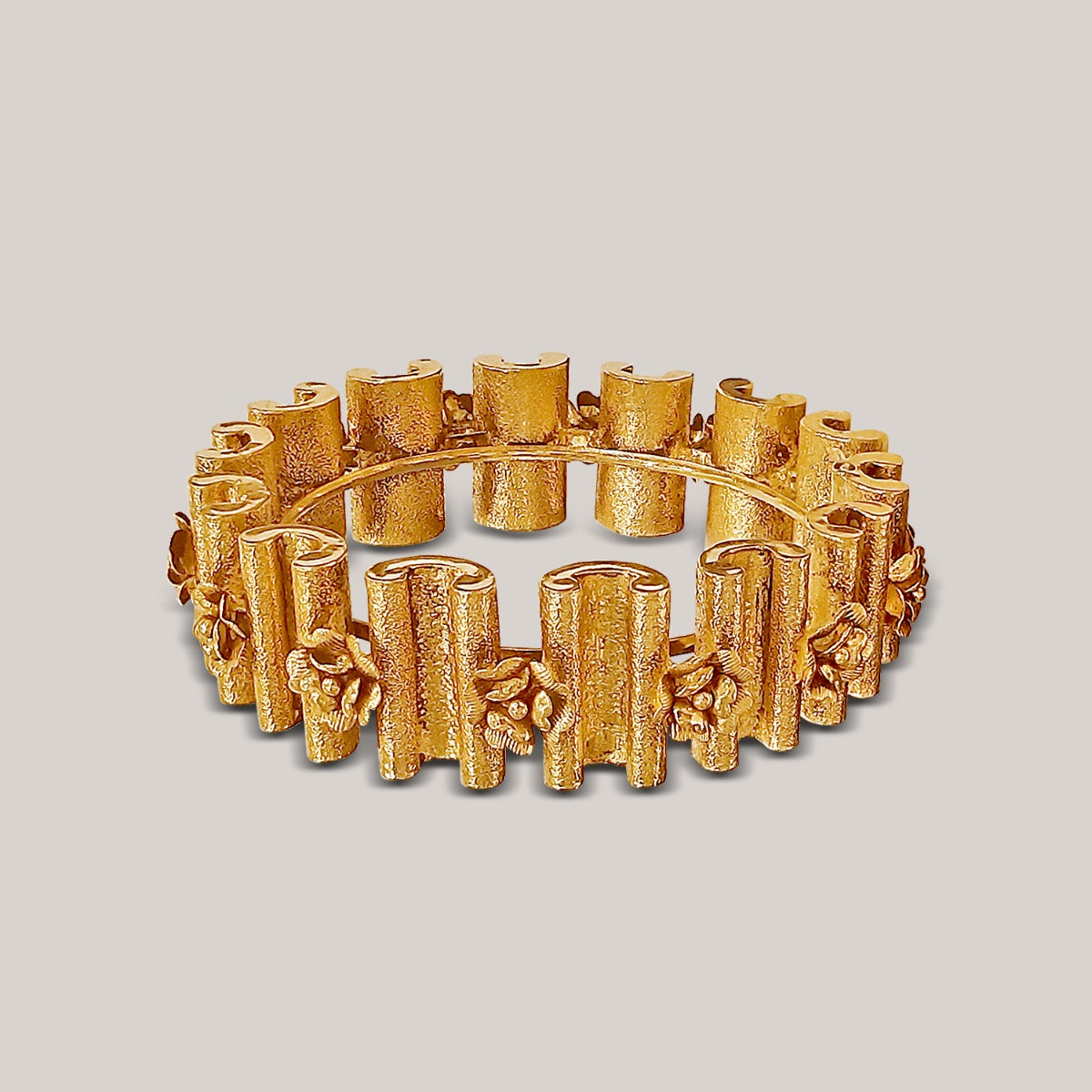 Gardenia Gold Bangle Set