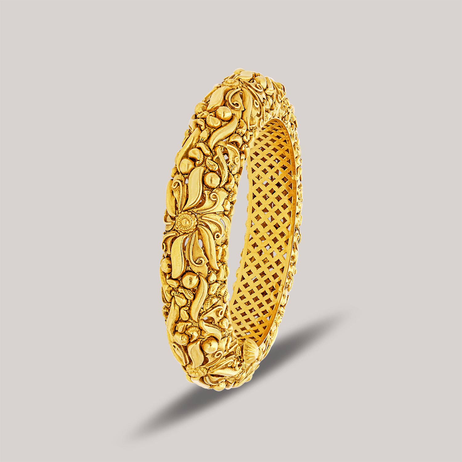 Nalin Gold Bangle