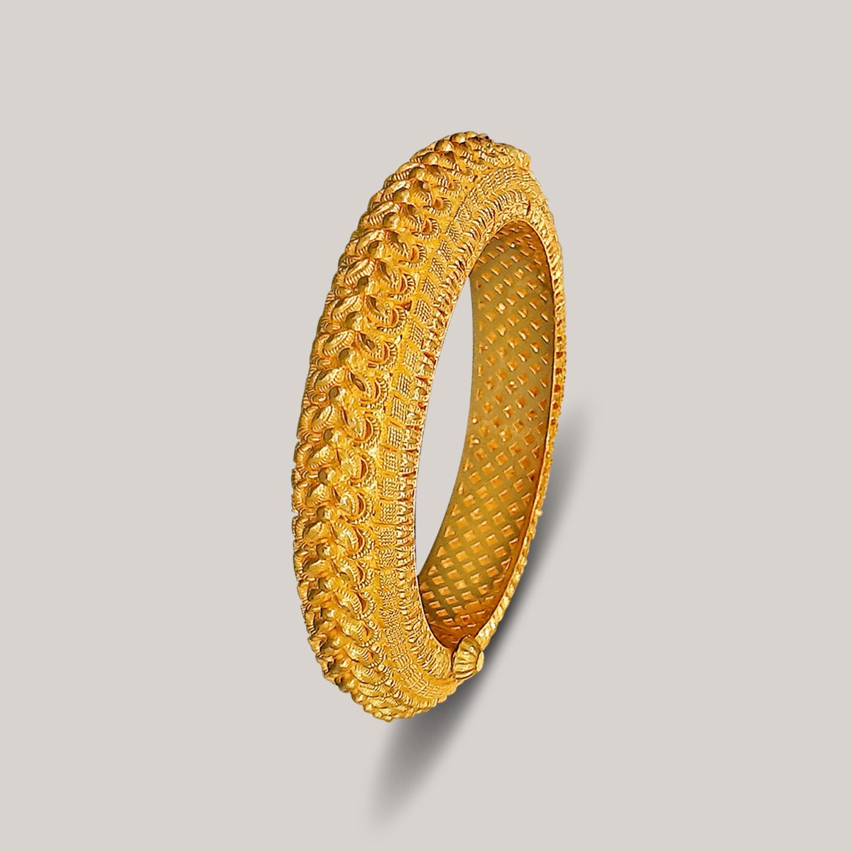 Kinarya Linear Gold Bangle