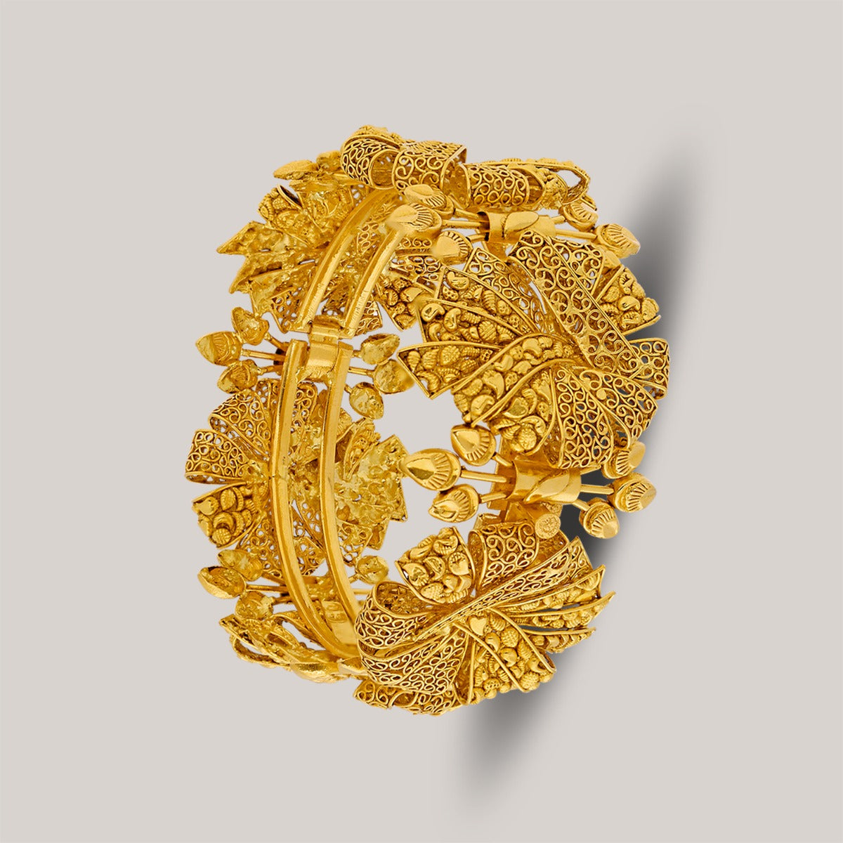 Ribbons and Bow Gold Kada