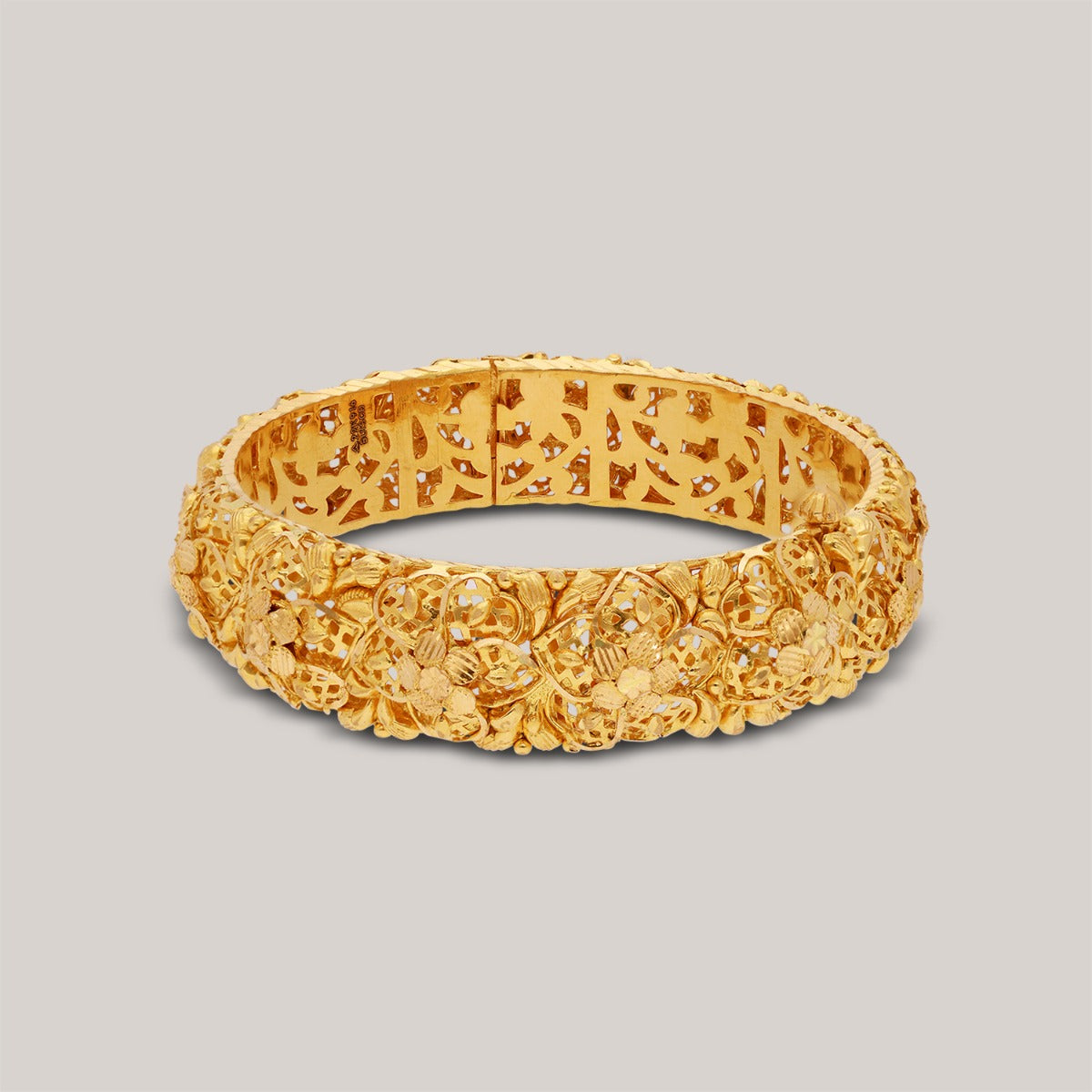 Oro Vintage Gold Bangle Set
