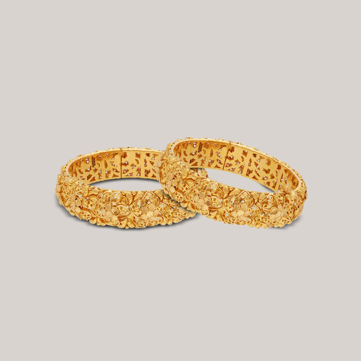 Oro Vintage Gold Bangle Set