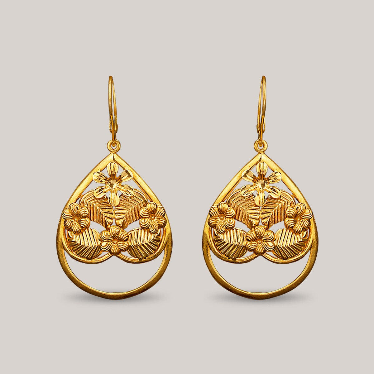 Leaf Motif Gold Earrings