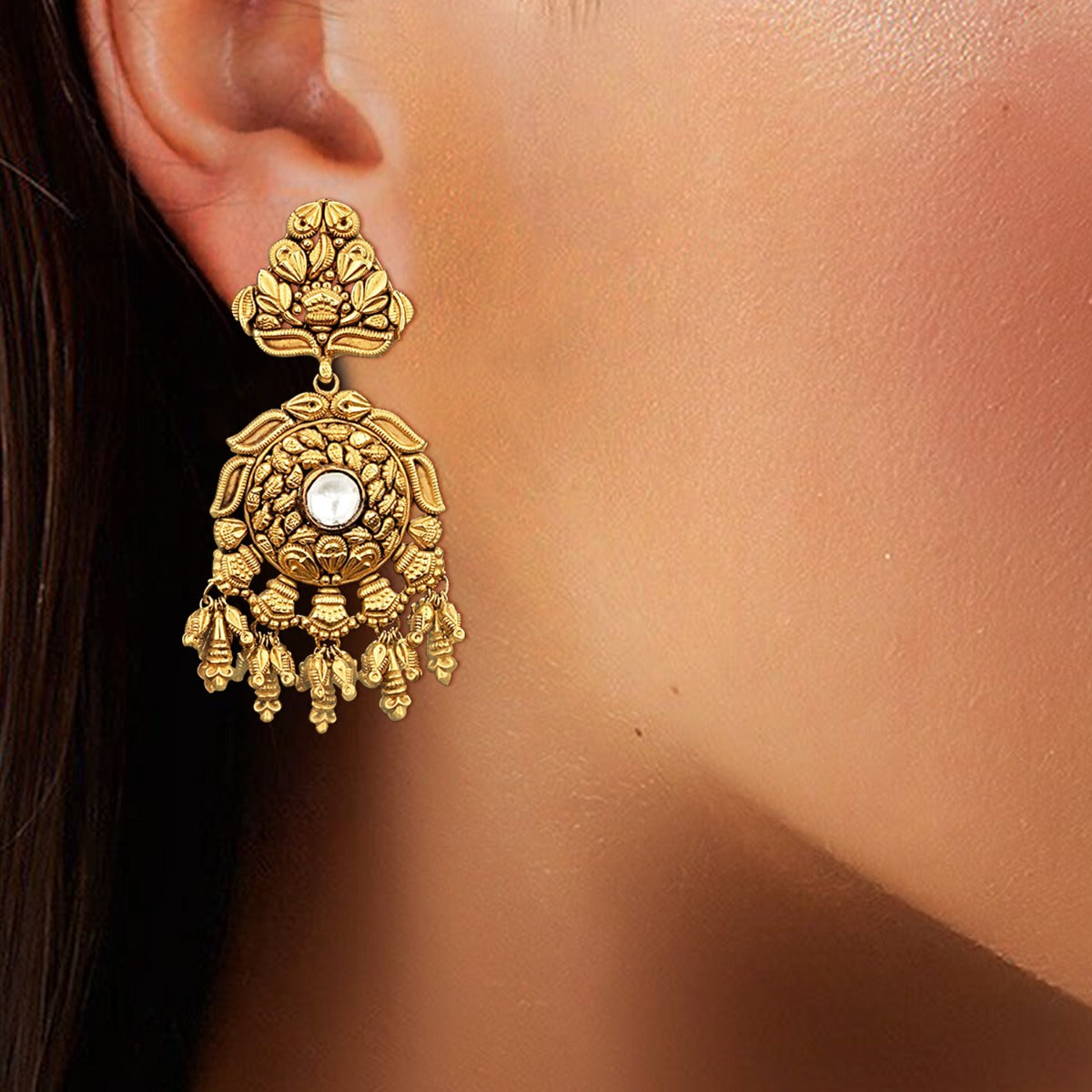 Classic Leaves Motif Gold Earrings
