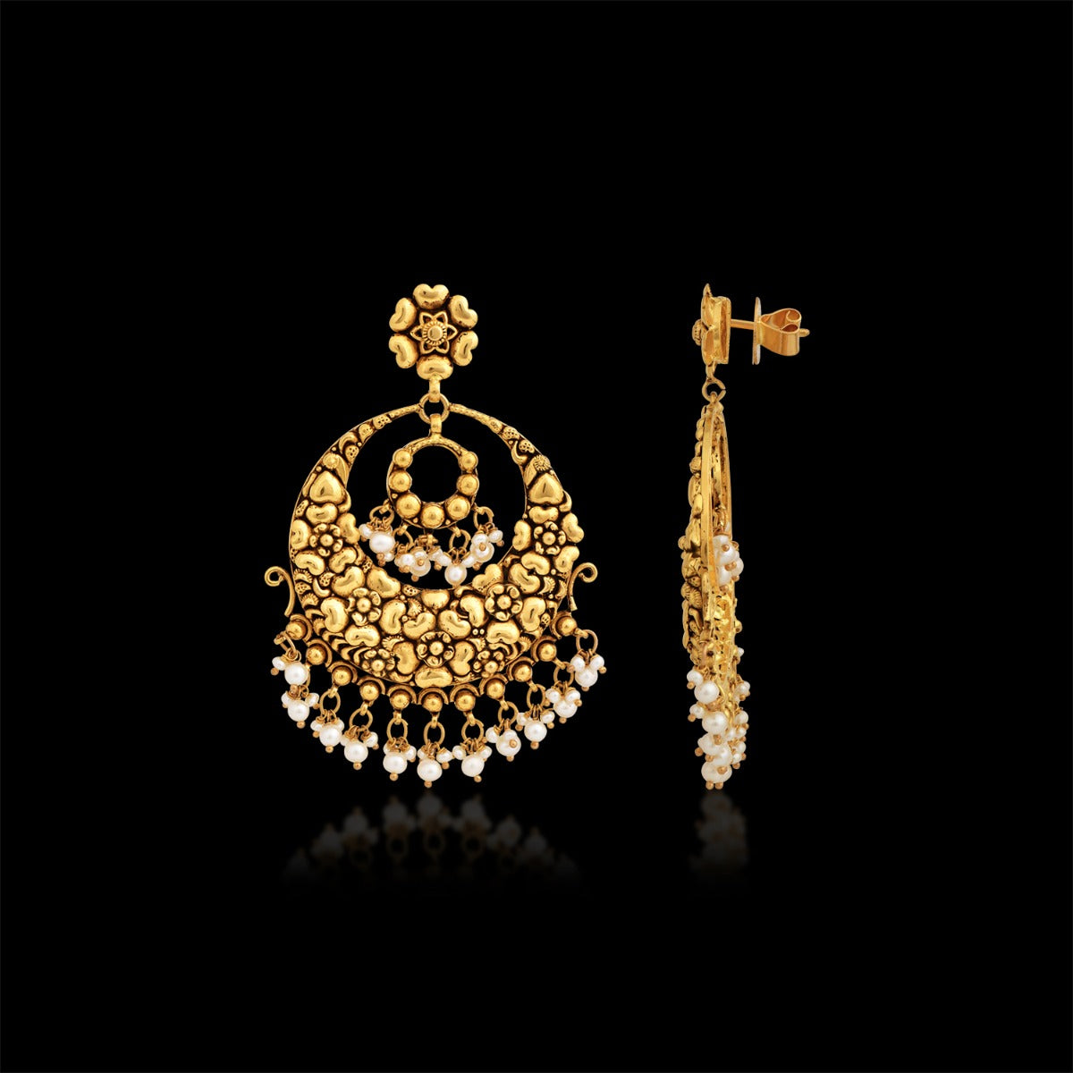 Ethnic Fin White Hints Pearl Chandbali