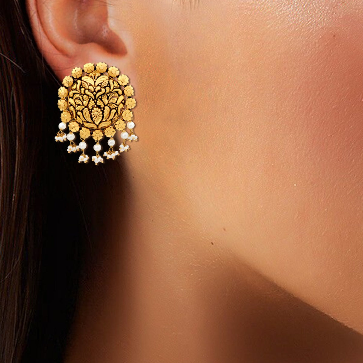 Arching Petals Gold Choker Set