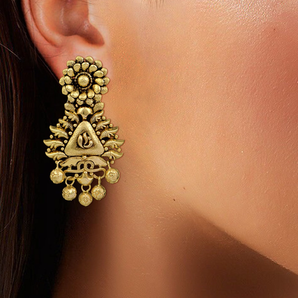 Zinnia Gold Earrings