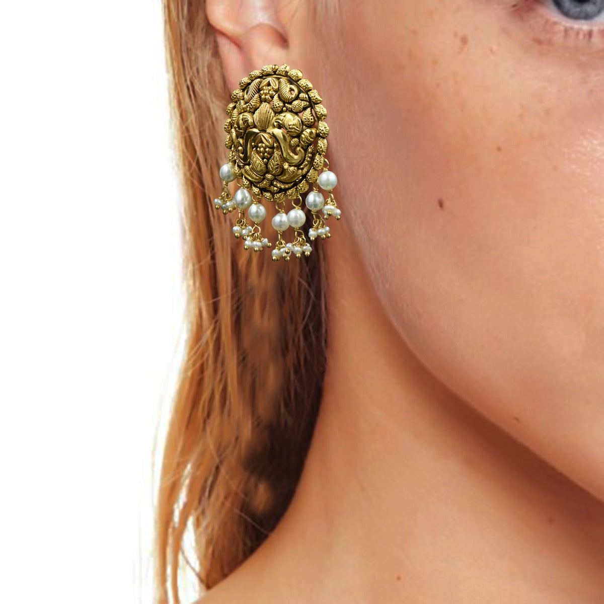 Rounded Folksy Gold Earrings