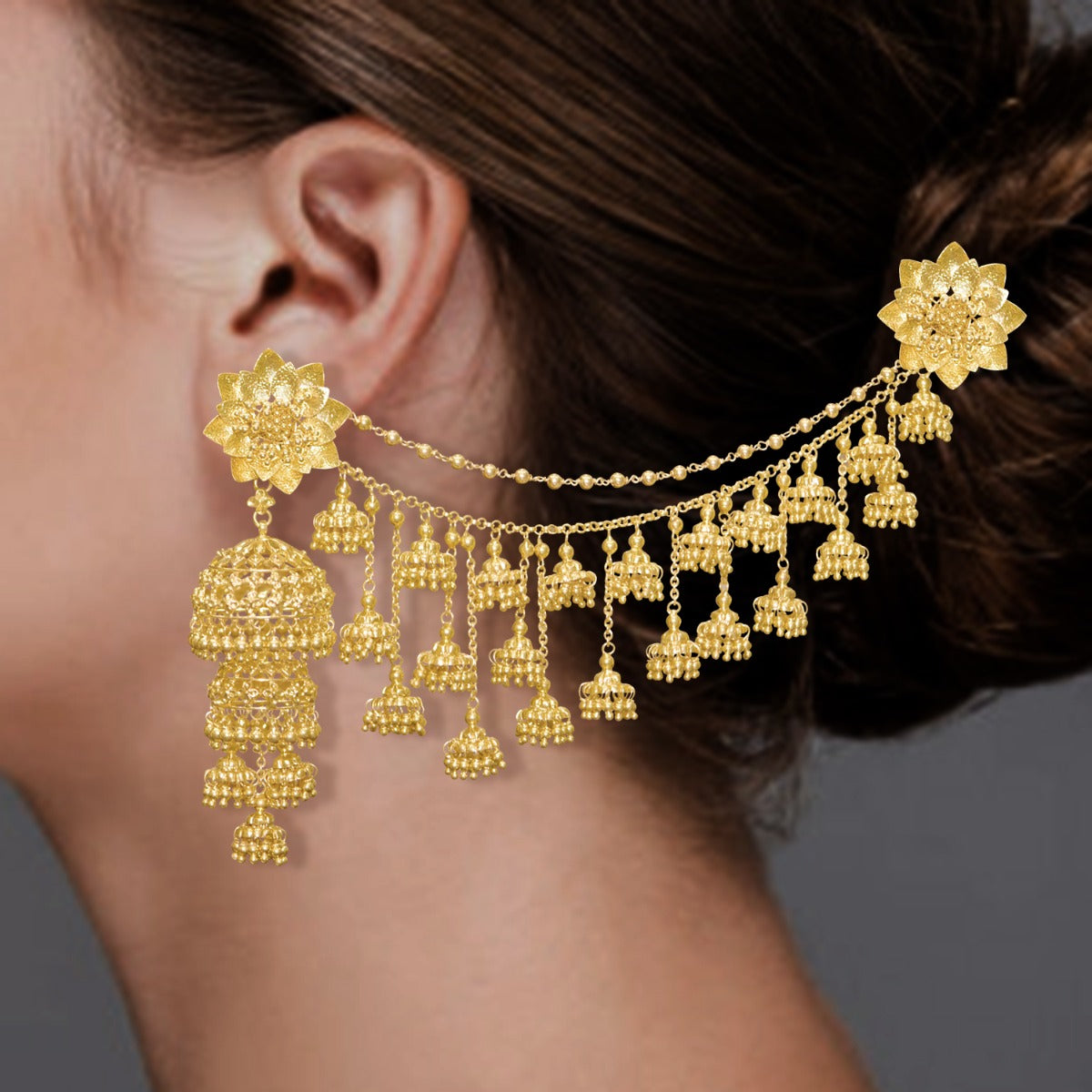 Winding Queen Gold Earrings