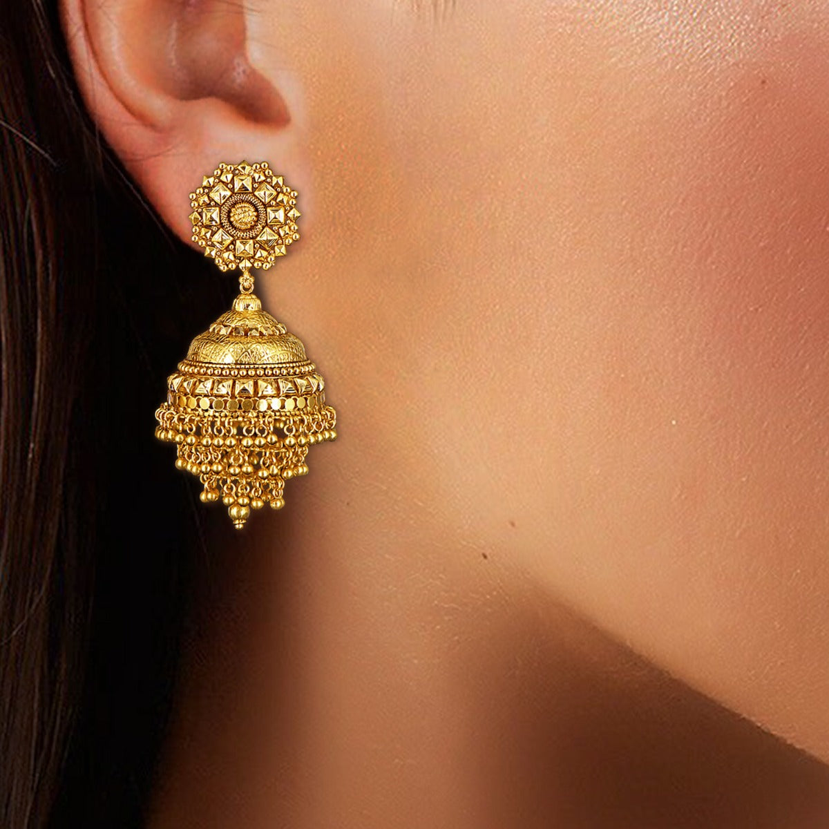Enchanting Textured Gold Jhumka