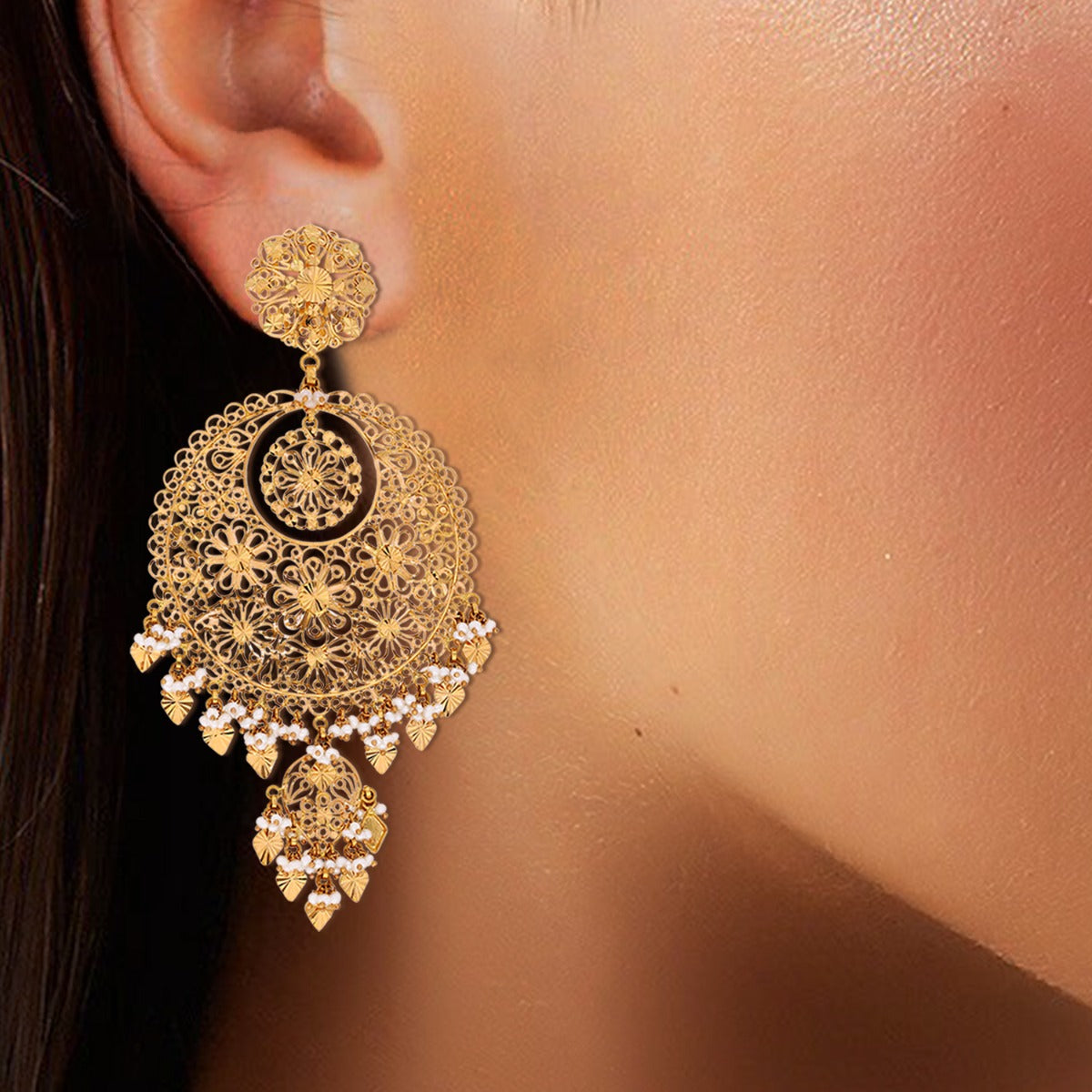 Elegant Flower Gold Chandbali