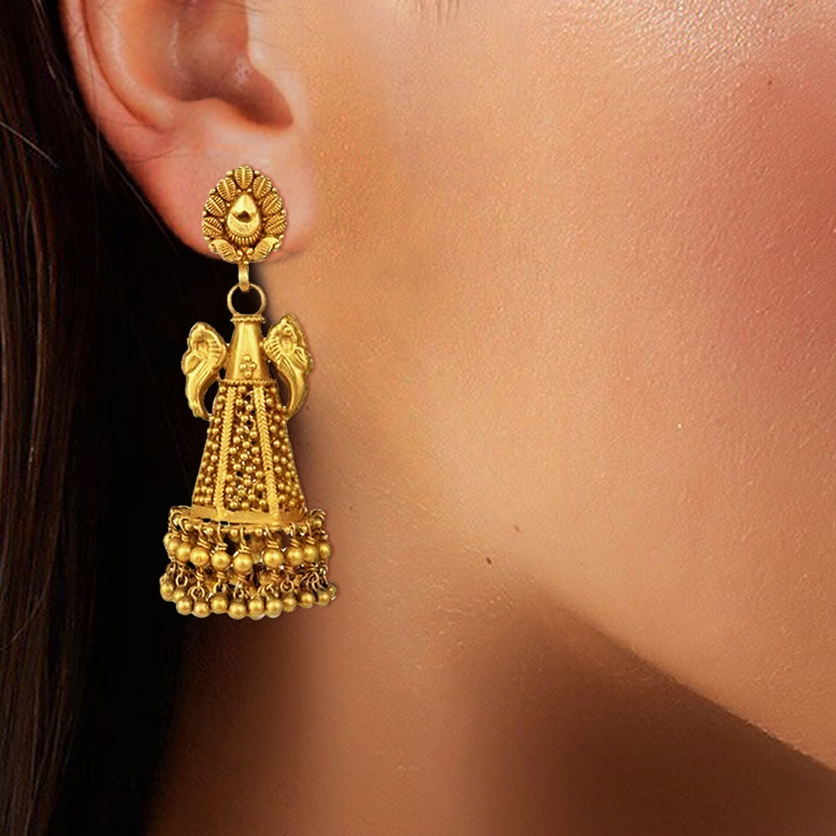 Contemporary Dangler Gold Earrings