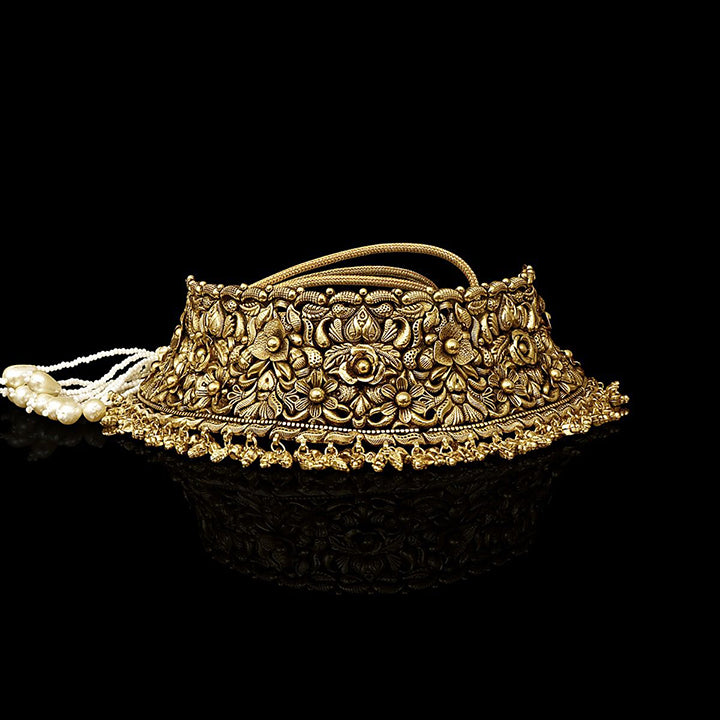 Petals Carved Gold Choker