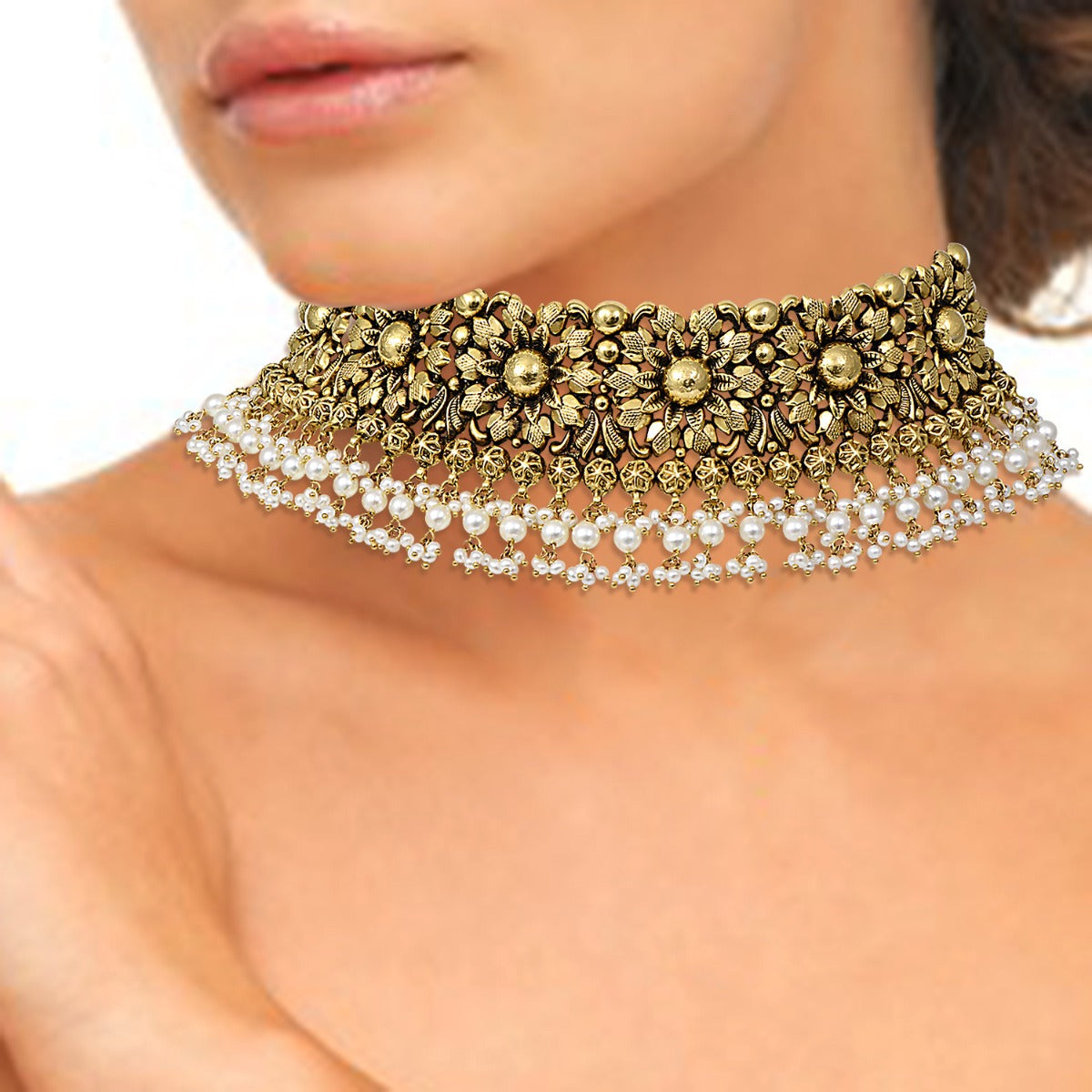 Flora Pattern Gold Choker Set