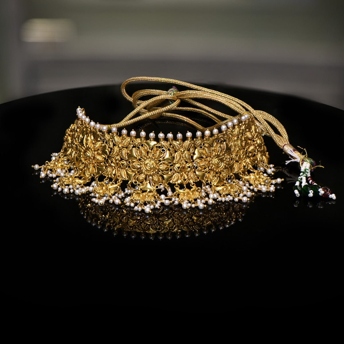Thalaivi Gold Choker and Jhumka Set