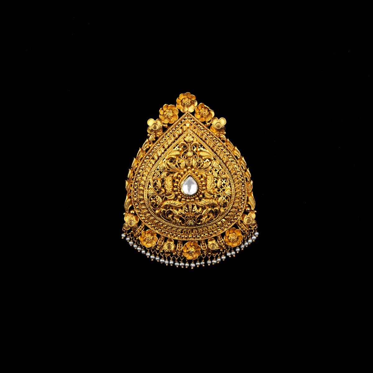 Flowery Bed Gold Pendant
